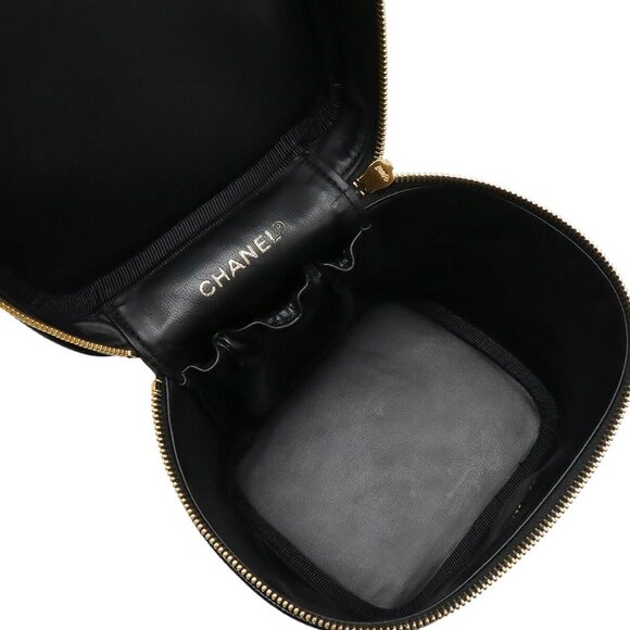 CHANEL Black Caviar Leather Logo Pouch - Picture 7 of 9